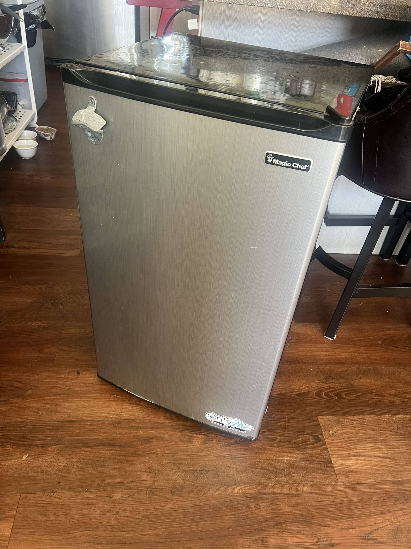 Magic Chef Mini Fridge With Freezer