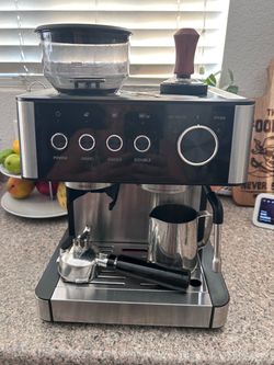 Cowsar Expresso Machine For $100 OBO