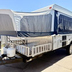 08 Starcraft 14RT Tent Trailer Toy Hauler Power Winch Off-Road Package 