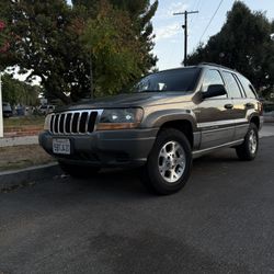 Jeep Grand Cherokee Laredo 