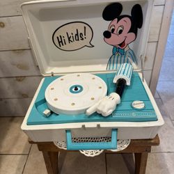 Vintage GE Mickey Mouse Record Player (Not working)