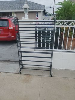 Shoe rack