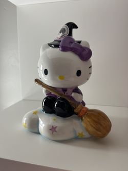 Hello Kitty And Kuromi 