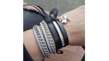 Nice accessories.