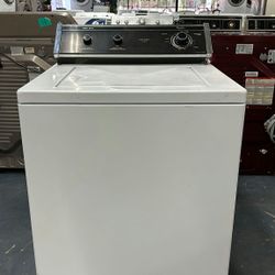 All feat ures Was her Whirl pool Runs smo oth