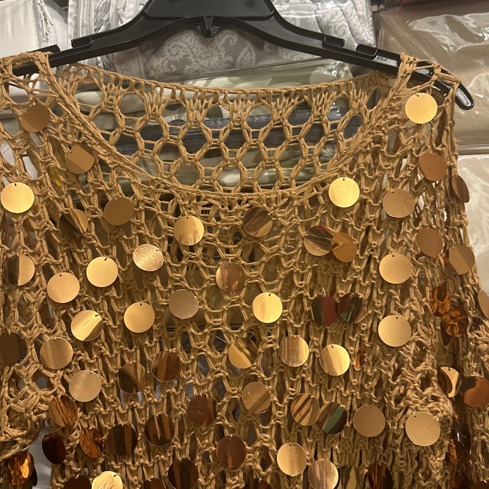 Vestido Color Mostaza Con grandes Lentejuelas