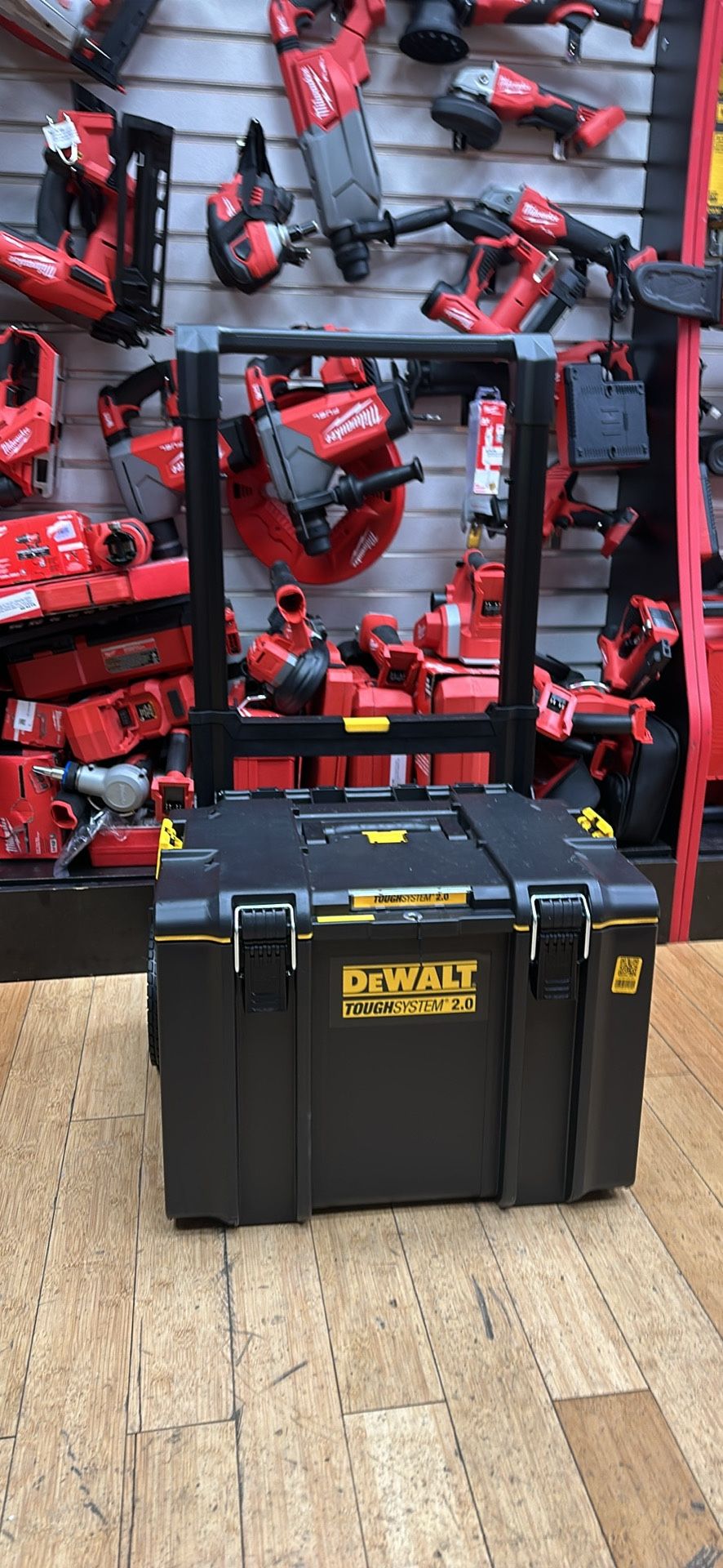 Dewalt Rolling Tool Box