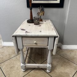 Ethan Allen Tavern Table