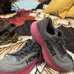 Hoka 9 