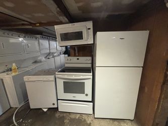 Whirlpool Kitchen Set On Good Working Conditions Wh
