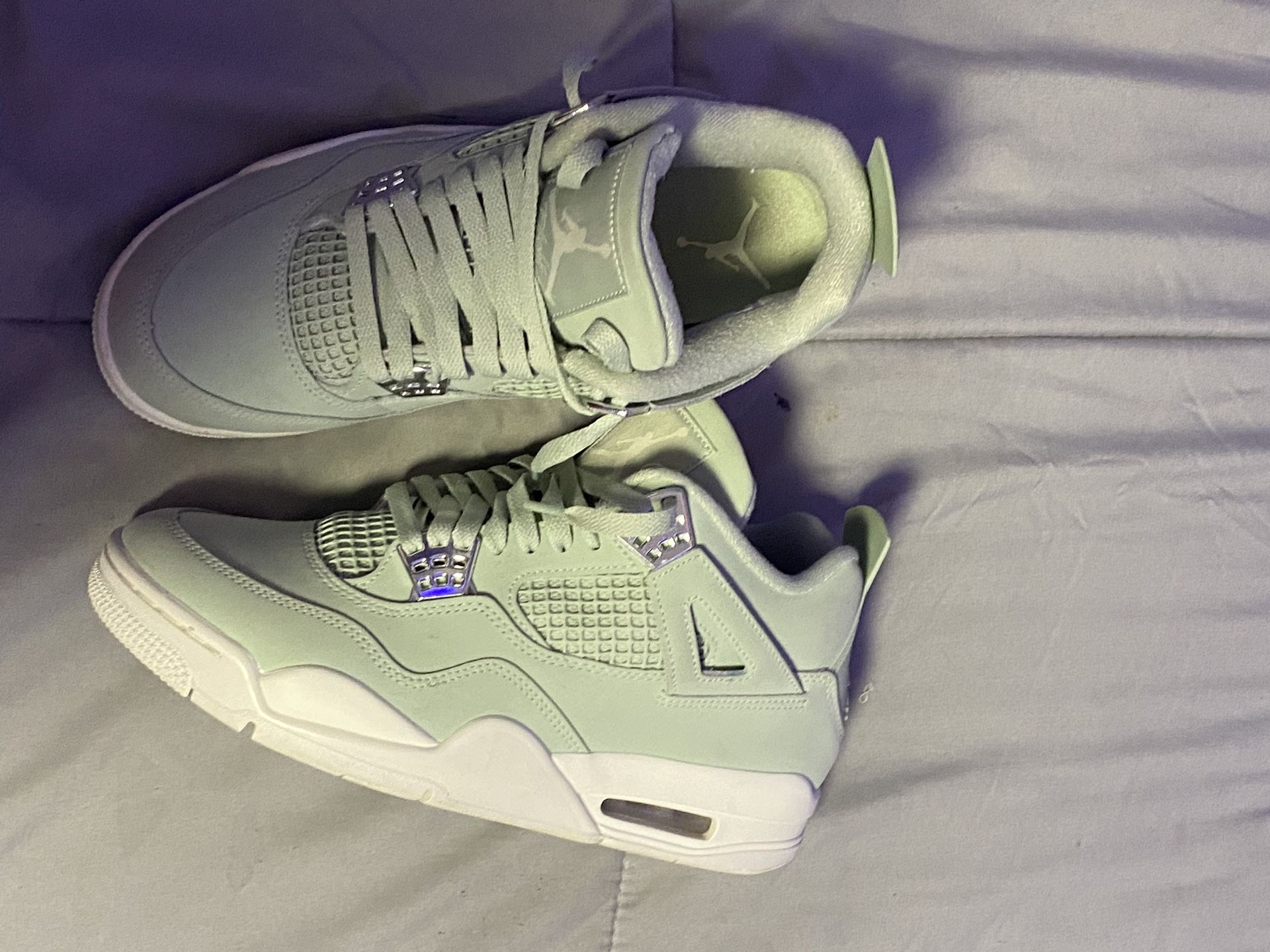 Jordan 4 Retro Abundance