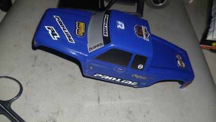 For a Scx30 build includes ,Body, chassis ,skid plates, motor mount, .Ready to be finish brushed or brushless set up