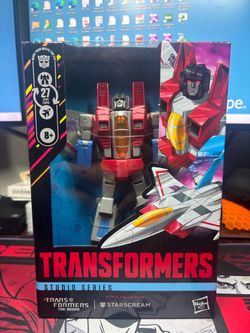 Transformers Studio Series Starscream MTMTE Collection Action Figure