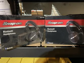 Snap on Bluetooth headphones