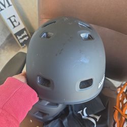 Size LARGE Adult Helmet Like New