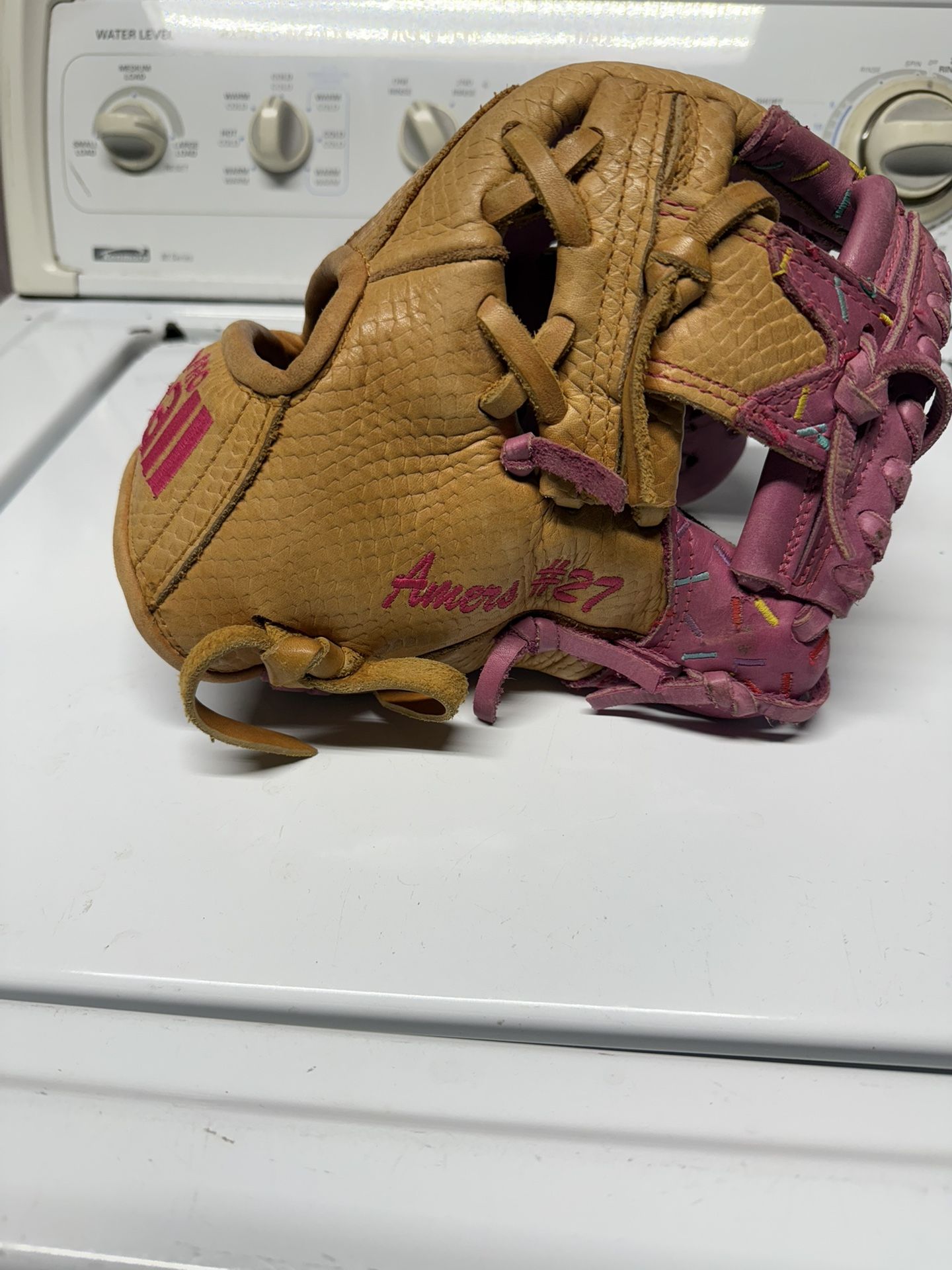Pro Gal Custom Ice Cream Drip Baseball Glove