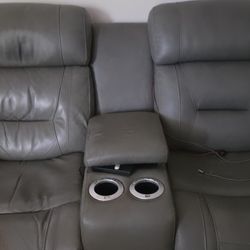 Electronic Reclining Loveseat Pretty Good Shape It's Got A Little Wear And Tear But It's In Good Shape And Everything Works