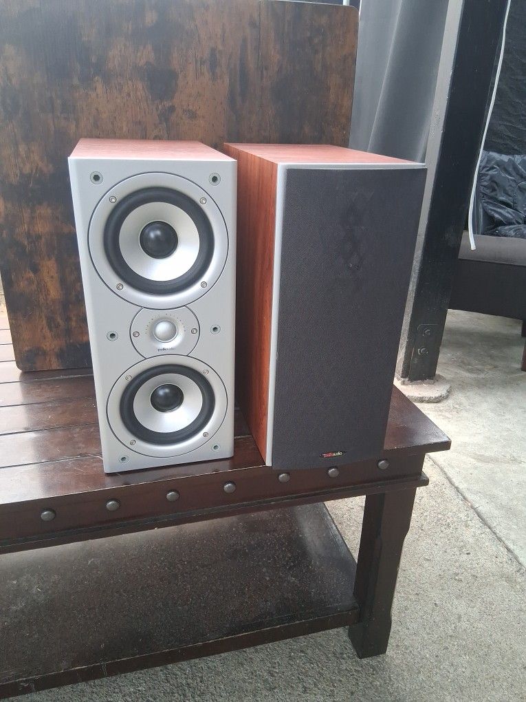 Polkaudio Monitor 40