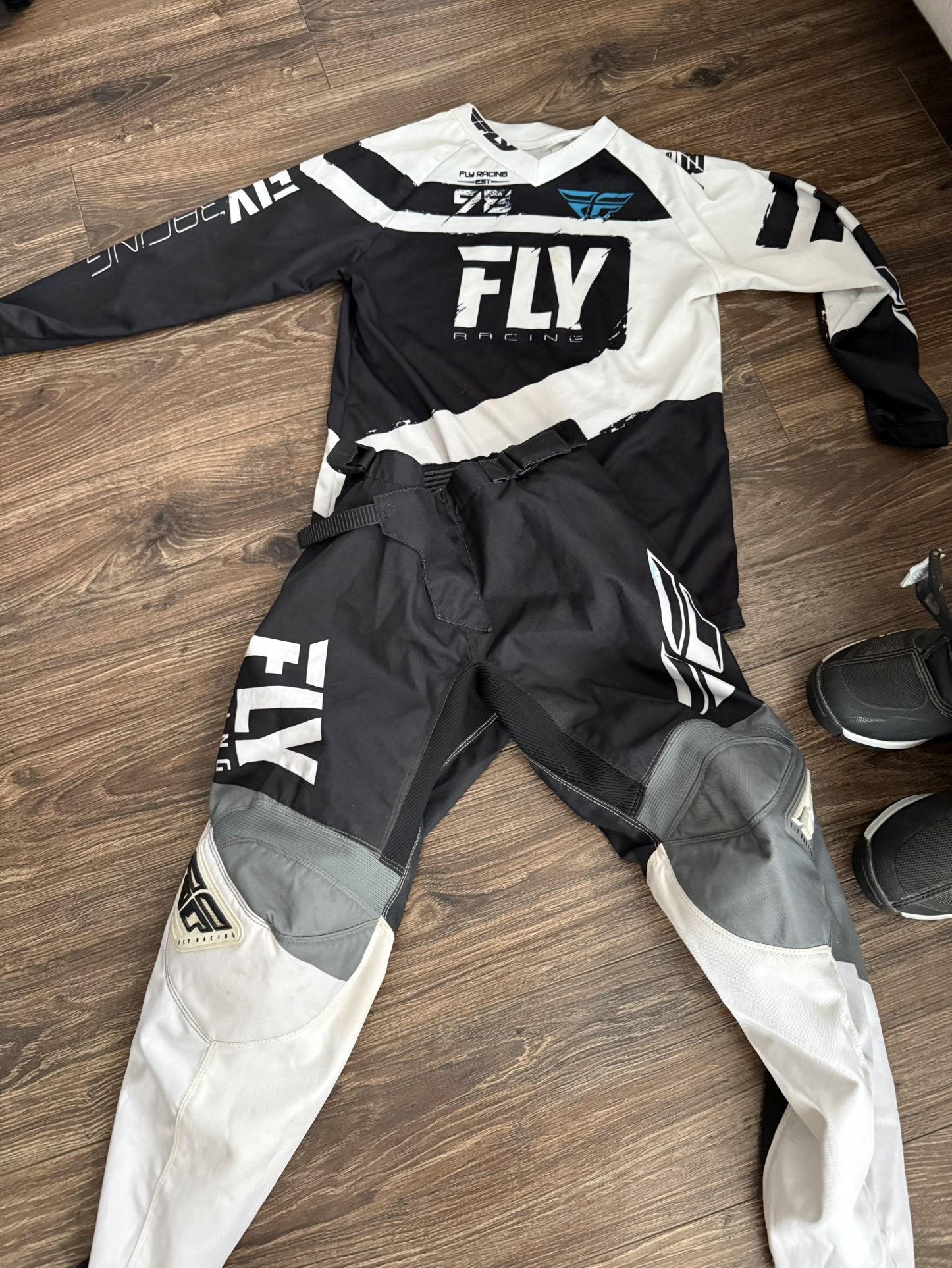 MOTORCYCLE GEAR YOUTH