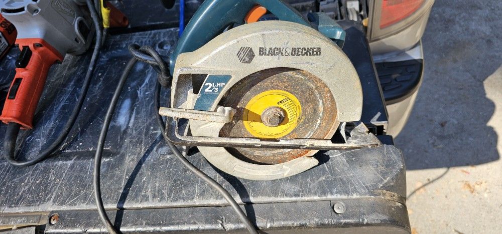 Black & Decker Circular Saw