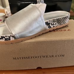 COCONUTS BY MATISSE Shift Slide Sandal SILVER