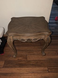 End table