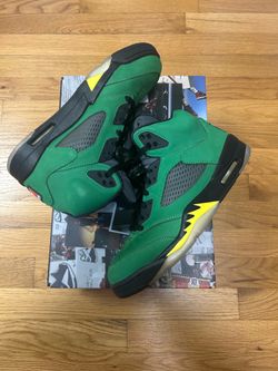 Jordan 5 SE Oregon size 8.5