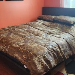 3 Piece Queen Size Bedroom Set