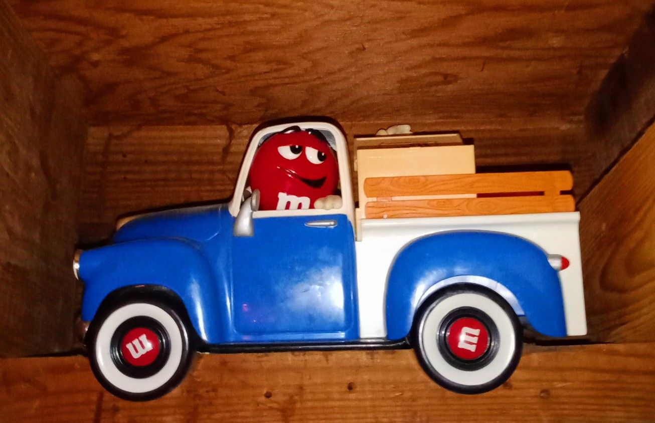M&Ms Vintage Truck Candy Dispenser