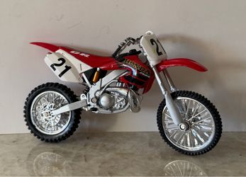 Toy Motorcycle ~ (Honda)