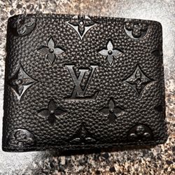 Black Louis Vuitton Wallet