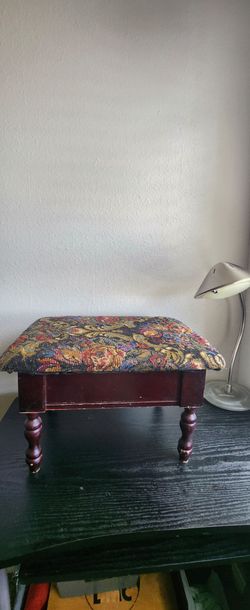 Storage box can be use for jewelry,  craft etc.....