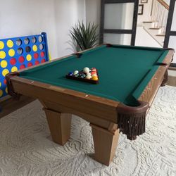  Contender/Brunswick pool table 