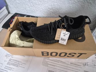 Yeezy Pirates 10.5"