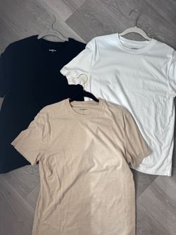 3 Men’s Medium GoodFellow Shirts