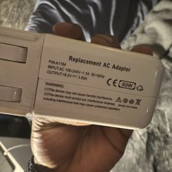 Apple MacBook Charger 