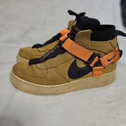 Nike Utility Mid Size (Unreleased?)