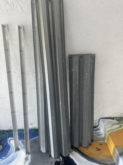 Aluminum Hurting Shutters And Brackets