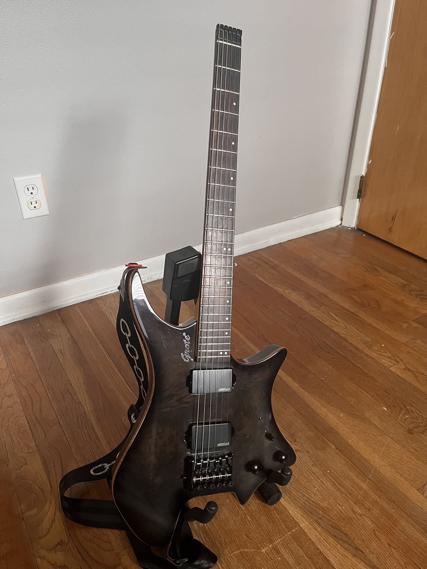 Grote Headless Guitar