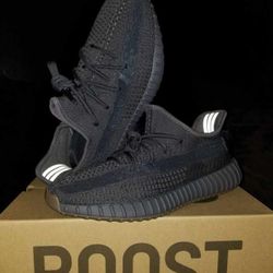 Yeezy 350  "Cinder"