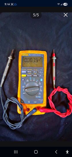 Fluke 189 True RMS Multimeter - High Precision (Legendary Model)