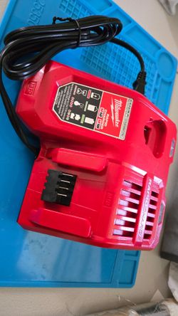 Genuine Milwaukee M18 and M12 rapid charger