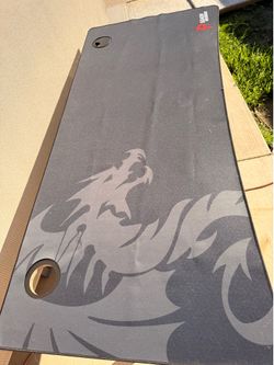 Gaming desk