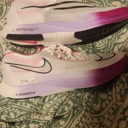 Nike ZoomX Streakfly White Vivid Grape Running Shoes (DJ6566-104) Men's Size 12