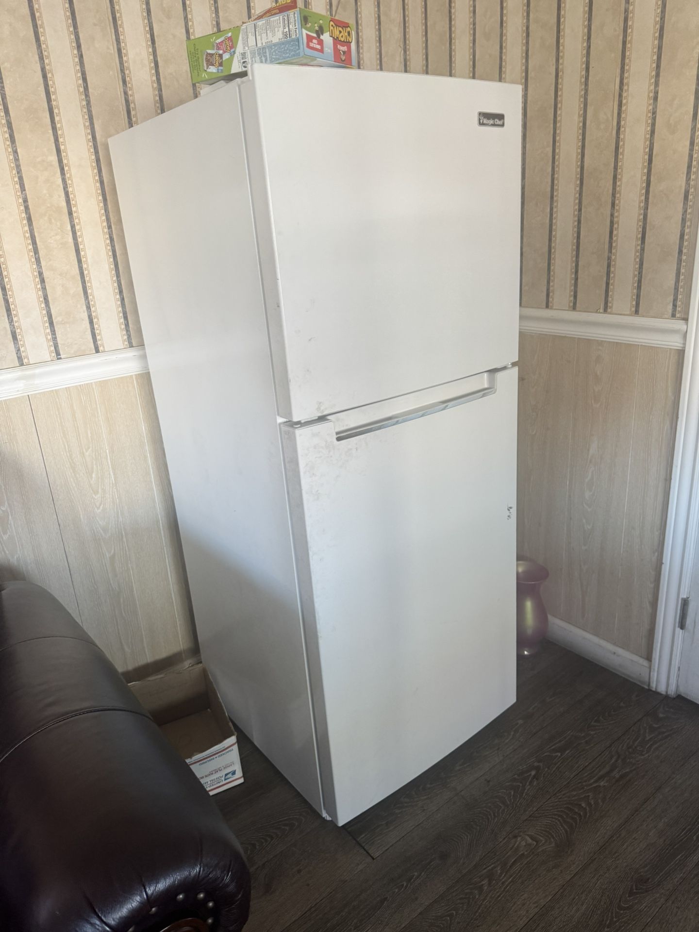 REFRIGERATOR