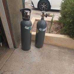 Helium Tanks 