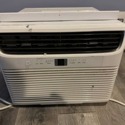 Frigidaire 10,000 BTU window mounted