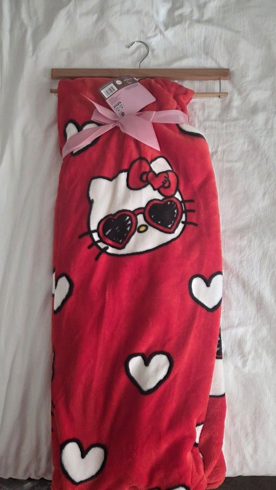 Hello Kitty Blanket