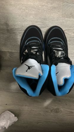 Jordan black retro university 5s