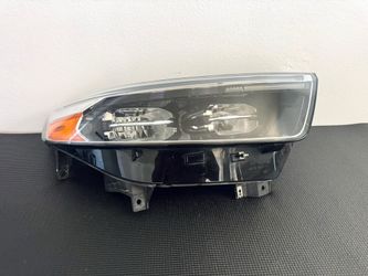 2020 - 2023 FORD EXPLORER RH PASSENGER SIDE HEADLIGHT OEM